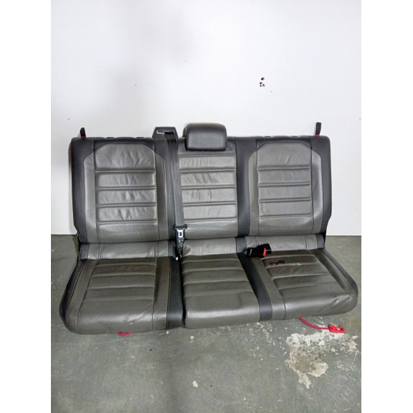Banco Traseiro Em Couro Vw Amarok V6 2017/2024 C/detalhe