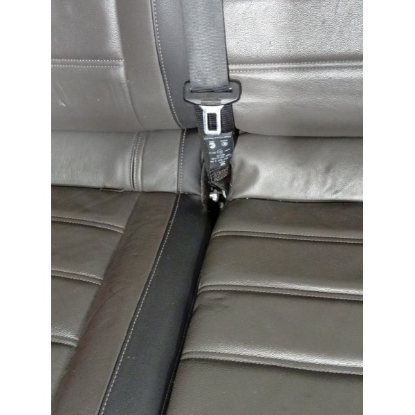 Banco Traseiro Em Couro Vw Amarok V6 2017/2024 C/detalhe