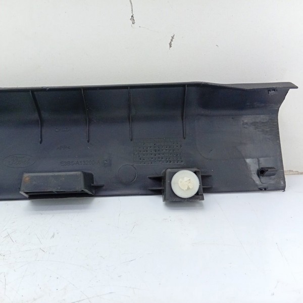 Soleira Dianteira Direita Ford Ka 2014 A 2022 E3b5a13200a