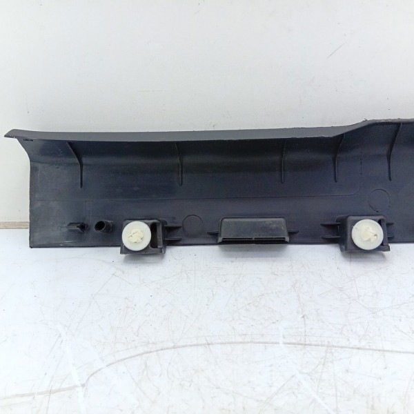 Soleira Dianteira Direita Ford Ka 2014 A 2022 E3b5a13200a