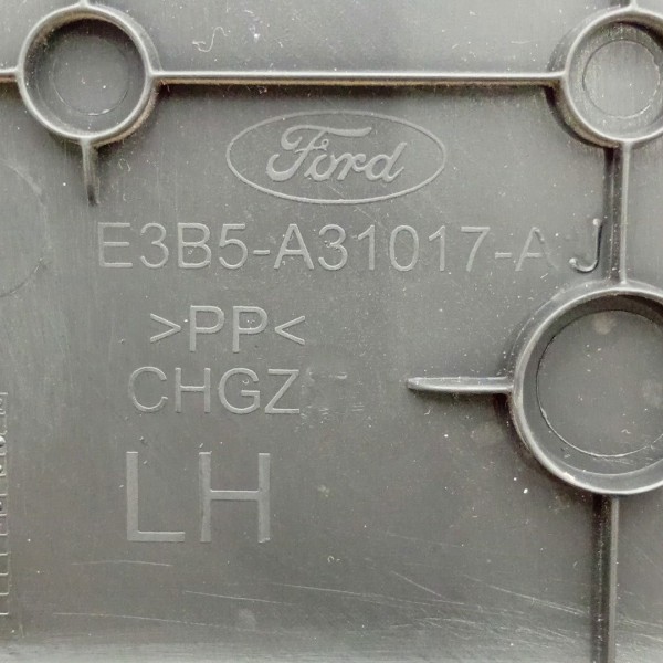 Acabamento Porta Malas Esquerdo Ford Ka 2014 A 2022