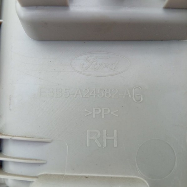Moldura Coluna Direita Ford Ka 2014 A 2022 E3b5a24582ag
