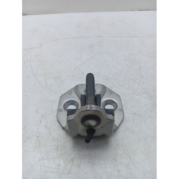 Batente Porta Dianteira Direita 4p Ford Ka 2014 A 2022