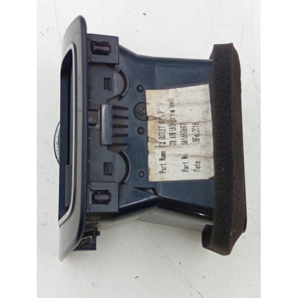 Difusor De Ar Lado Esquerdo Chevrolet Cobalt 2012 A 2020