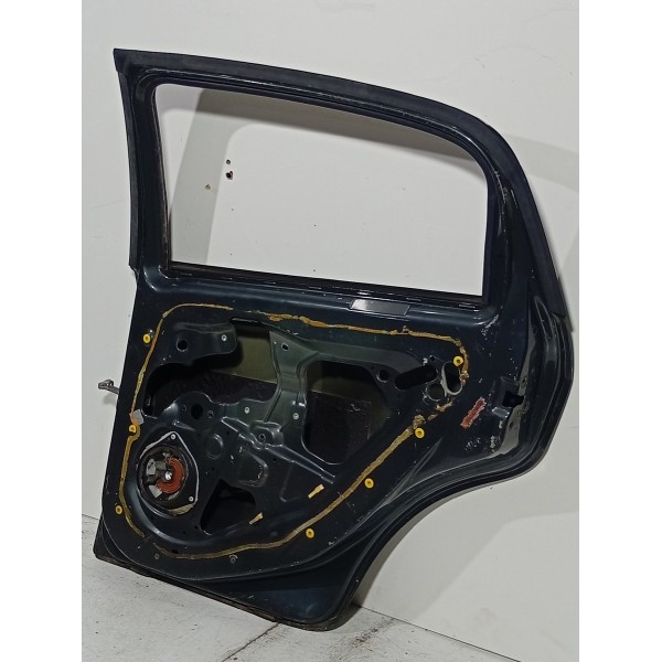 Porta Traseira Direita Um Fiat Punto 1998 1999 2000 A 2012