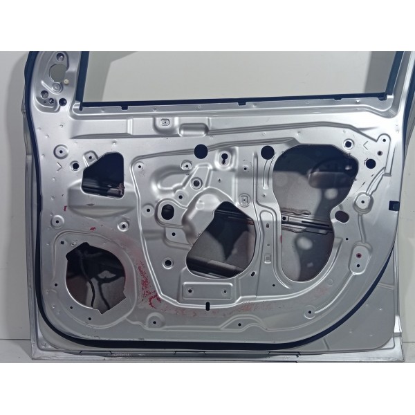 Porta Dianteira Direita Chevrolet Onix 2012 A 2019