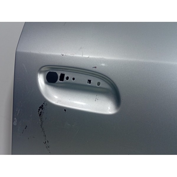 Porta Dianteira Direita Chevrolet Onix 2012 A 2019