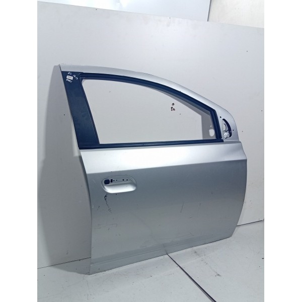 Porta Dianteira Direita Chevrolet Onix 2012 A 2019
