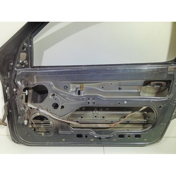 Porta Dianteira Direita Renault Clio 2004 A 2012