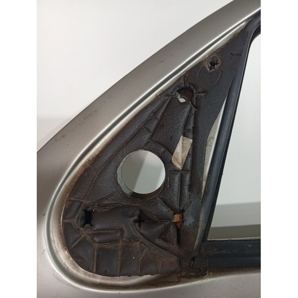 Porta Dianteira Esquerda Peugeot 206  2004 A 2012