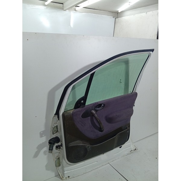 Porta Dianteira Direita Ssangyong Kyron 2006 2007 08 A 2012