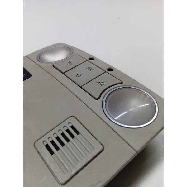 Luz Cortesia Teto Vokswagen Jetta 2011 A 2015