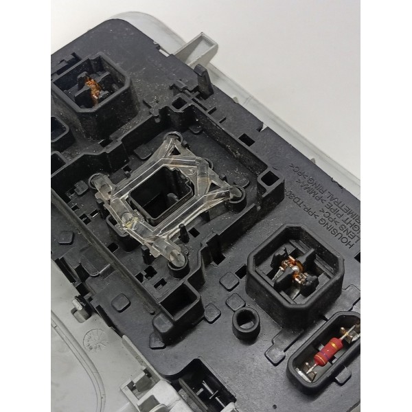 Luz Teto Cortesia Fiat Toro 2016 A 2022