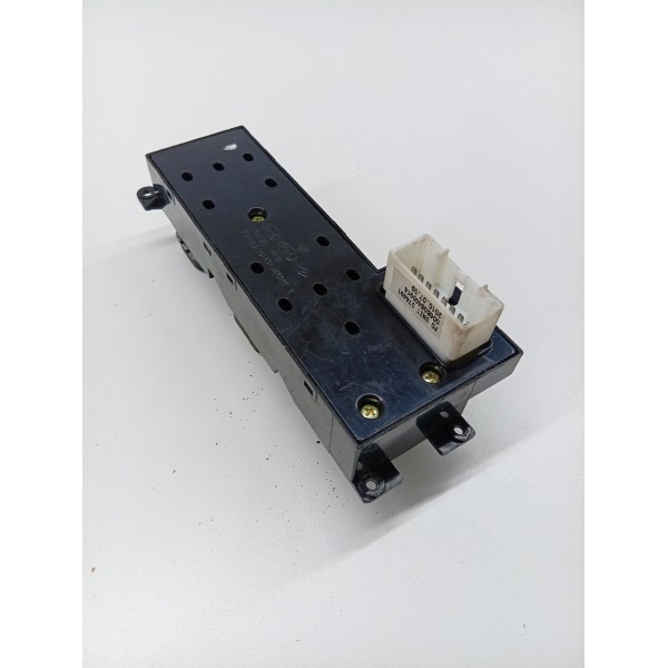 Interruptor De Janela Hyundai I30 2007 A 2012