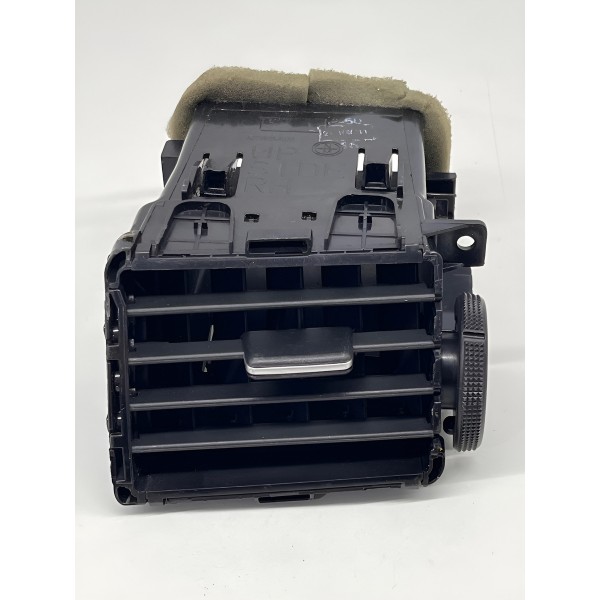 Difusor De Ar Direito Nissan Tiida 2009 A 2012
