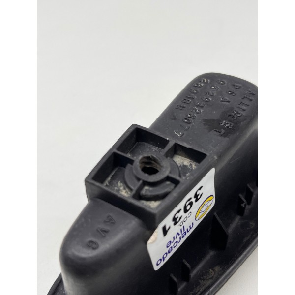 Puxador Da Porta Traseira Esquerda Peugeot 208 2013