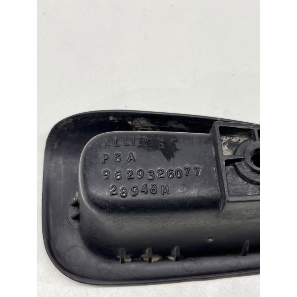 Puxador Da Porta Traseira Esquerda Peugeot 208 2013
