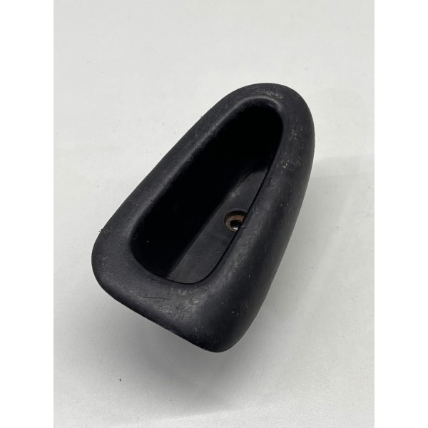 Puxador Da Porta Traseira Esquerda Peugeot 208 2013