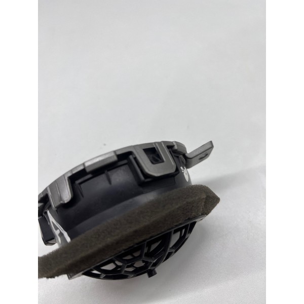 Difusor Ar Lateral Esquerdo Nissan March 2012 A 2016