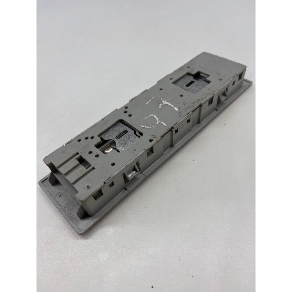 Luz De Teto Traseira Volkswagen Amarok 2011 A 2016
