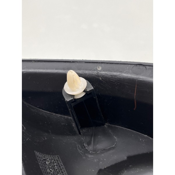 Moldura Interna Retrovisor Direito Chevrolet Onix 2019
