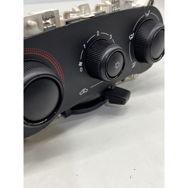 Comando De Ar Condicionado Fiat Siena  2013 A 2016