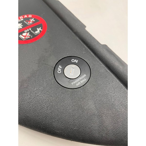 Moldura Tampa Lateral Painel Direito Hyundai I30 2009 A 2012