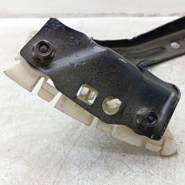 Suporte Direito Paralama Vw Up 2014 A 2019 1s0821142a