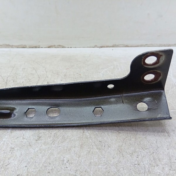 Suporte Direito Paralama Vw Up 2014 A 2019 1s0821142a