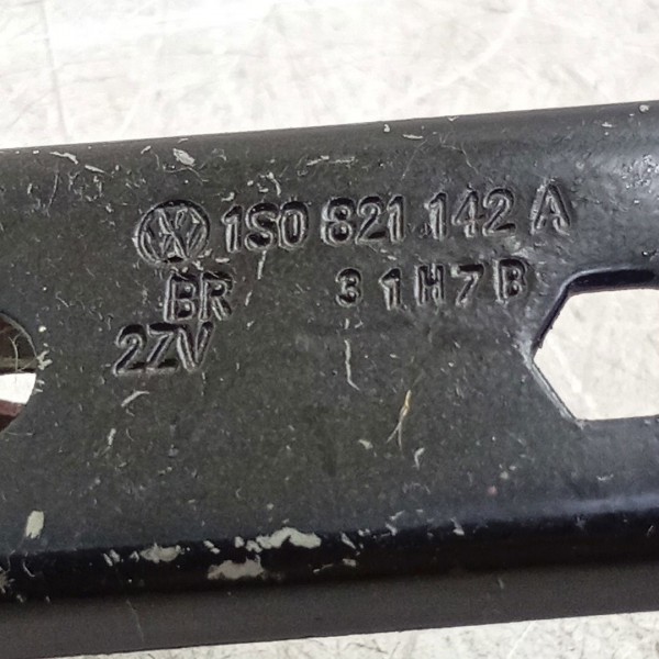 Suporte Direito Paralama Vw Up 2014 A 2019 1s0821142a