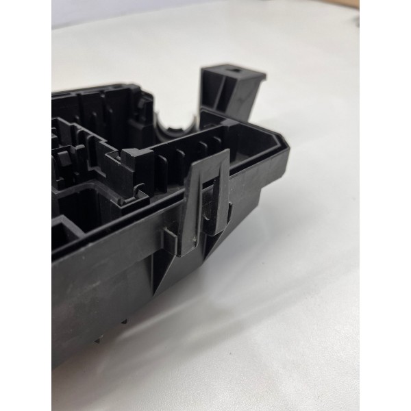 Caixa Base De Fusivel Chevrolet Onix 2017