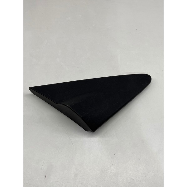 Moldura Retrovisor Direito Chevrolet Onix 2013 A 2019