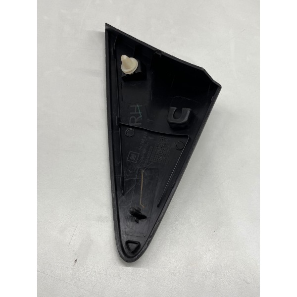 Moldura Retrovisor Direito Chevrolet Onix 2013 A 2019