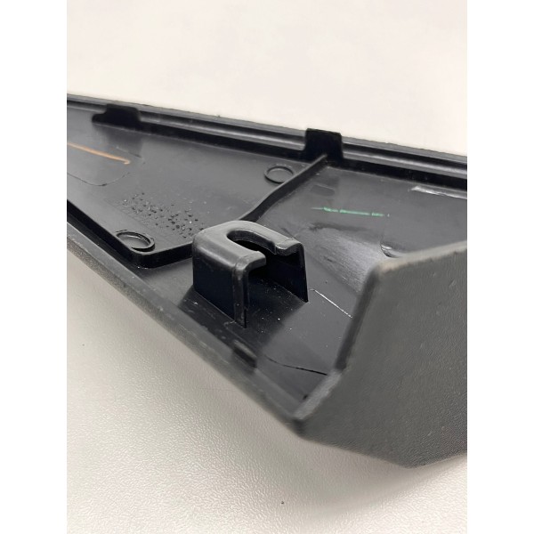 Moldura Retrovisor Direito Chevrolet Onix 2013 A 2019