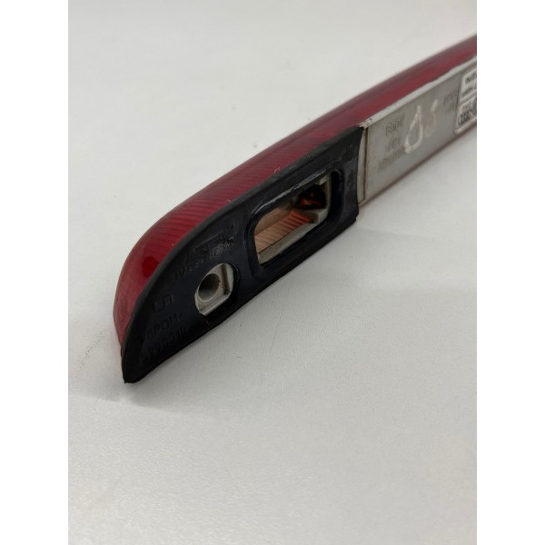 Luz De Freio Volkswagen Saveiro 2015