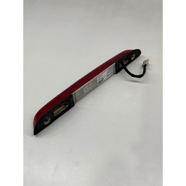 Luz De Freio Volkswagen Saveiro 2015