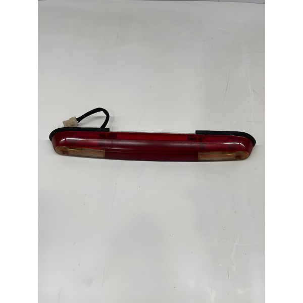 Luz De Freio Volkswagen Saveiro 2015