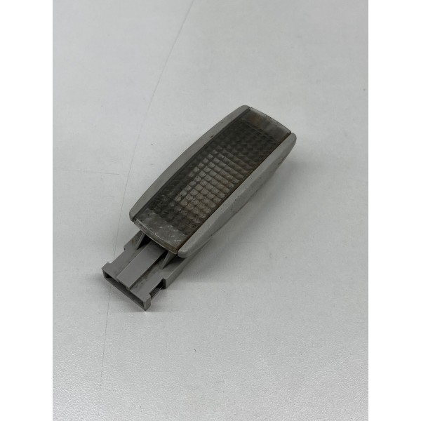 Luz Cortesia Quebra Sol Volkwagen Gol Fox Saveiro Polo