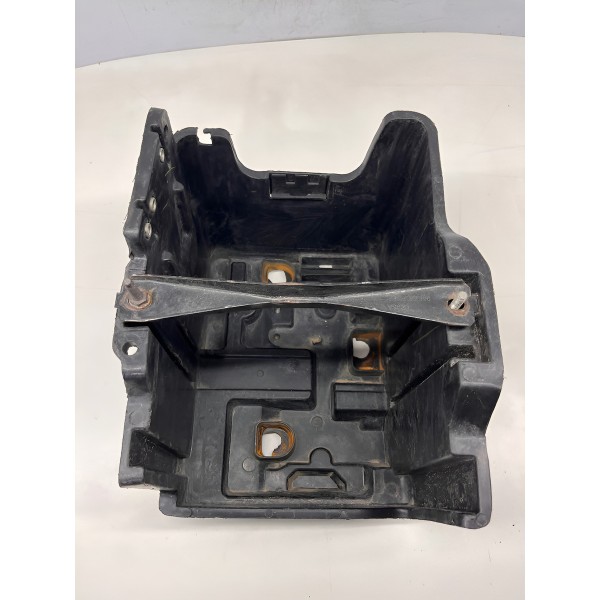 Base Suporte Caixa Bateria Ford New Fiest 2015