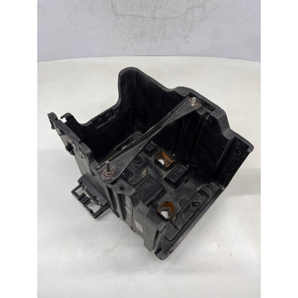 Base Suporte Caixa Bateria Ford New Fiest 2015
