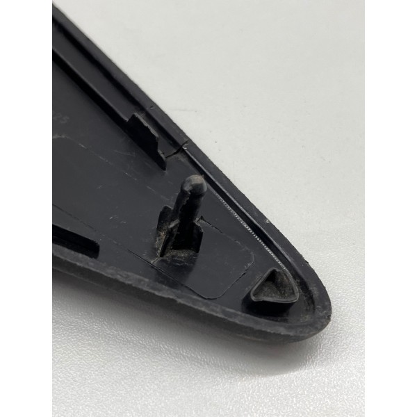 Moldura Acabamento Ext Retrovisor Dir Chevrolet Onix 2019