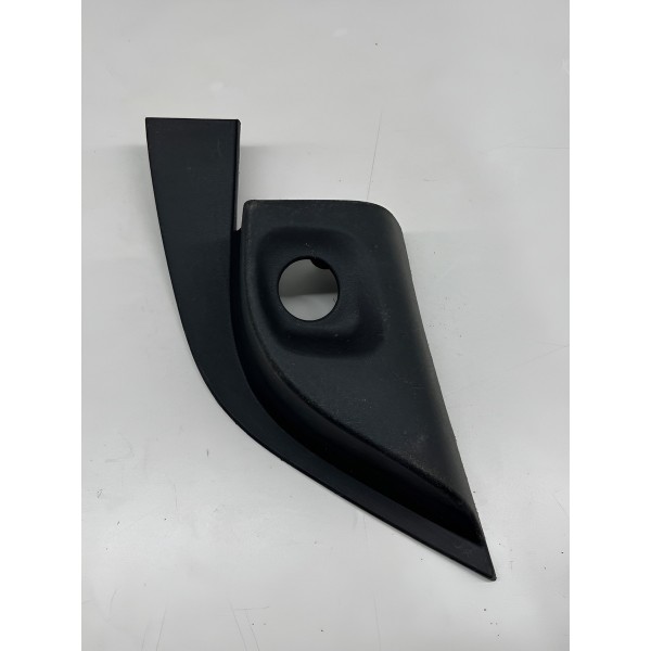 Moldura Int Retrovisor Esquerda Chevrolet Onix 2014 A 2019