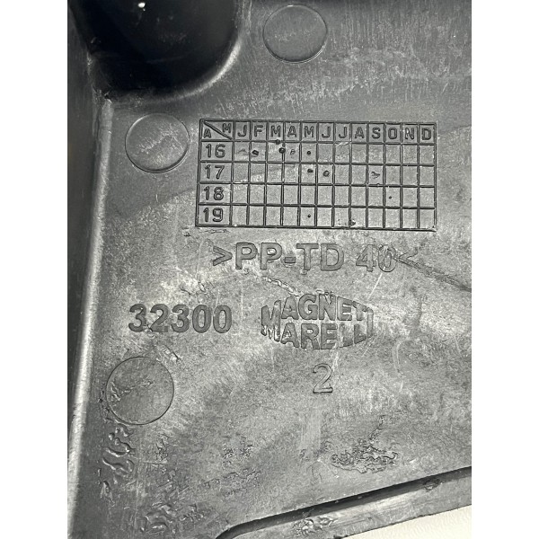 Capa  Correia Dentada Superior Fiat Strada 2006 A 2012