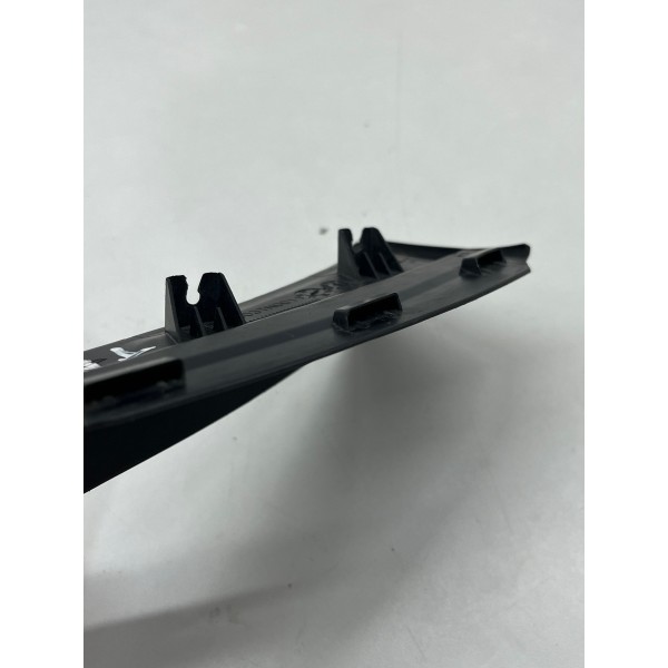 Acabamento Lanterna Tra. Esq. Volkswagen Jetta 2011 A 2013