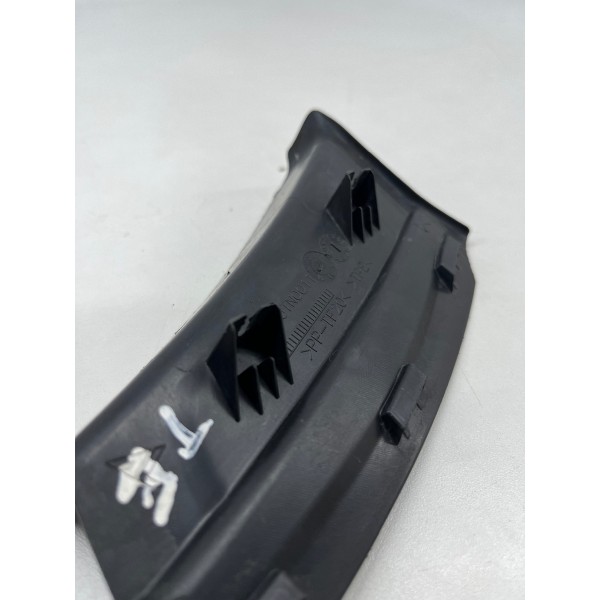 Acabamento Lanterna Tra. Esq. Volkswagen Jetta 2011 A 2013