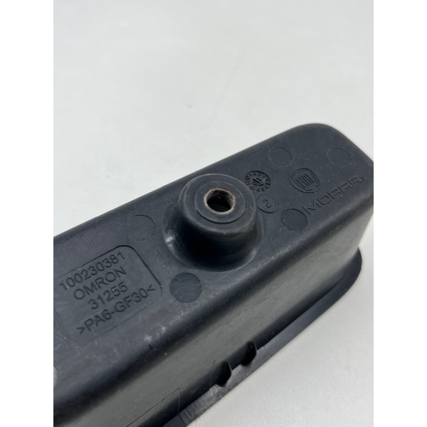 Moldura Botão Vidro Dianteiro L.d Fiat Mobi 2020 A 2024