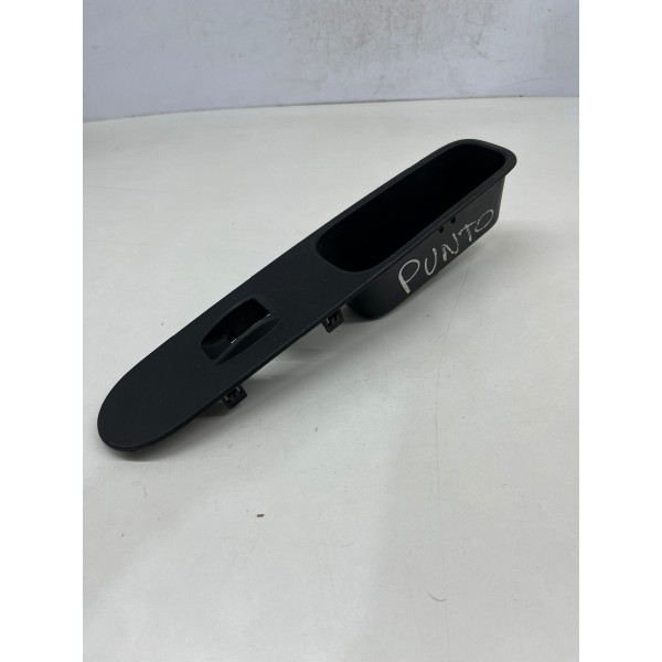 Moldura Botão Vidro Dianteiro L.d Fiat Mobi 2020 A 2024