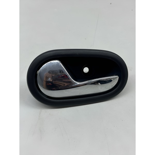 Maçaneta Interna Porta Tras\esq Logan 2016