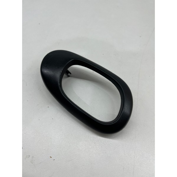 Moldura Maçaneta Dianteira Esquerda Peugeot 207