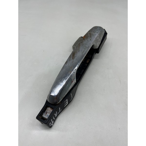 Maçaneta Externa Tras. Esqu. Mitsubishi Dakar 2011 A 2014